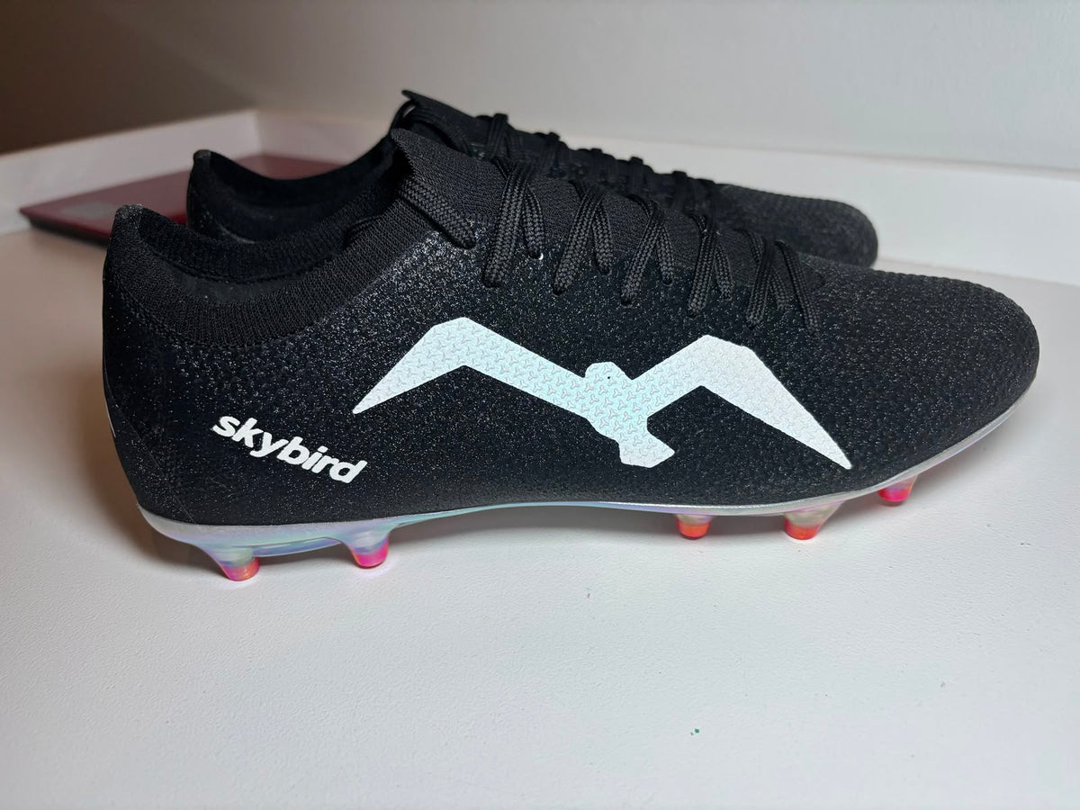 Skybird Special Edition Silverwing Black soccer cleats 
