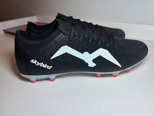 Skybird Special Edition Silverwing Black soccer cleats 